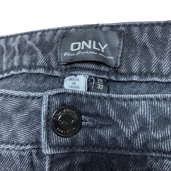 ONLY Black Kelly Mom Jeans with LOVE Stripes - Picture 7 of 11